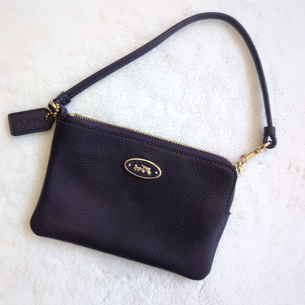 Coach 52553 Purple Leather Corner Zip Wristlet Horse Carriage Gold Hardware